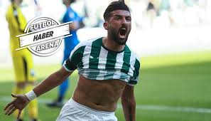 Cengiz umut meraş (born 20 december 1995) is a turkish professional footballer who plays as a leftback for french club le havre ac. Transfer Haberleri Besiktas Ve Bursaspor Umut Meras Icin Anlasti