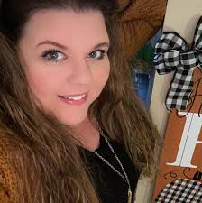 What are the setup details for the Interlachen flea market?