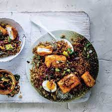 Nasi Goreng Inspired Rice With Crispy Sriracha Tofu Woolworths Taste Recipe Spicy Recipes Veggie Stir Fry Stir Fries