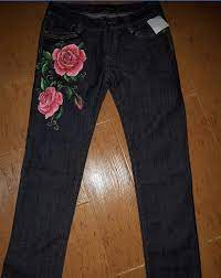 Pantalones Vaqueros Rosas Pintado A Mano Alzada Pantalones Tecnicas De Costura Pantalones Vaqueros