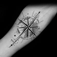 Black And White Compass Tattoo Design 50 Small Compass Tattoos For Men Design Ideas For Navigation Inks German Diytattoo In 2020 Compass Tattoo Men Compass Tattoo Compass Tattoo Design