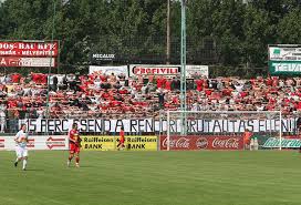 Most tíz olyan mérkőzés következik, amikor a közvetlen riválisok ellen játszunk és mondhatjuk bátran, hogy a. Debrecen Ujpest Fc 07 08 06 Ultras Debrecen Szivtipro Flickr