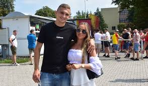 Jun 04, 2021 · zapraszamy do oglądania galerii zdjęciowej z piątkowego meczu pomiędzy koroną kielce a widzewem łódź. 18qdedbjkm71nm