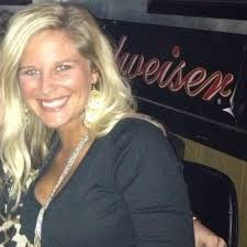 Adriane Arnold (@arnold_adriane)