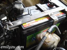 Ini lampunya dan kursinya…hati2 yah jangan sampe ribut soalnya. How To Prevent Car Battery Theft From Emily To You