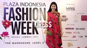 Mengenal keragaman ciri khas baju adat desain baju tenun toraja klopdesain. 5 Model Baju Tenun Jepara Sumba Toraja Youtube