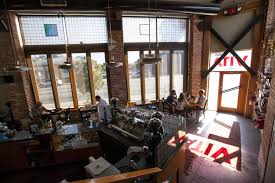 Order online or visit the boutiques for bonbons, macarons, ice cream & more. Best Coffee Shops In Silver Lake For Sitting And Sipping