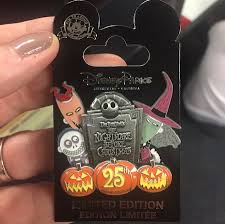 Dimensions are 6 inches by 3 at its widest by 2 please attach a message to your order with the. The Nightmare Before Christmas 25th Anniversary Cast Member Pin Disney Pins Blog