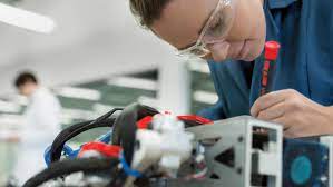 Ford.ro foloseste cookies si tehnologii similare pe acest website pentru imbunatatirea experientei tale si pentru afisarea reclamelor personalizate pentru tine. Magna Face AngajÄri Pentru Fabrica Din Craiova Gazeta De Sud