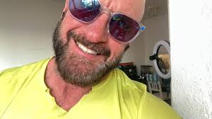 Hi all! I just wanted to introduce myself and share a photo that I took.  I'm Scott Dyer from San Diego California living here in Altafulla now. I'm  61 and retire in