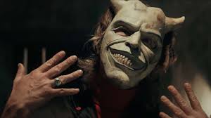 Of Course Jason 🙄I remember counting over 20+ in just one of his  movies🤣🤣