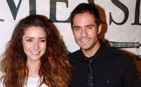 José Ron desmiente que su novia Ariadne Díaz esté esperando bebé