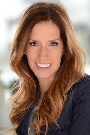 Mindy Thorne's Instagram, Twitter & Facebook