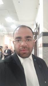 Oliver Mclean's Instagram, Twitter & Facebook