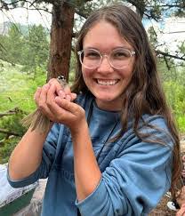 Holly Coates's Instagram, Twitter & Facebook