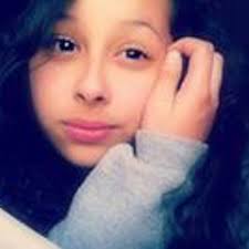 Stream Muriel Flores music