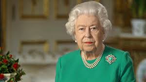 Verließt wegen des coronavirus london eine woche früher als geplant und beginnt ihre osterferien in windsor. Live Die Fernsehansprache Von Konigin Elisabeth Ii Zdfheute