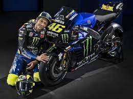 Gelbe sportliche vr46 valentino rossi herrenshirts übergrößen. Valentino Rossi Prophezeit Honda Team Wird Schwer Zu Schlagen Sein