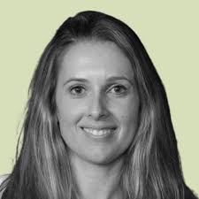 Stacey Irving's Instagram, Twitter & Facebook