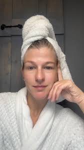 #momsover40 #over40 #over40women #over40makeup #over40beauty