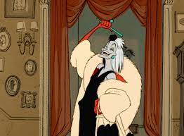 She takes these two puppies and. Emma Stone Wird Cruella De Vil In Neuem Disney Film