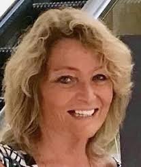 Cindy Luis's Instagram, Twitter & Facebook