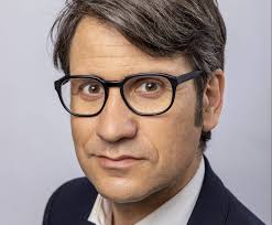 Jean-Daniel Levy (Harris Interactive) : « Nous ne sommes pas encore dans  une crise absolue »