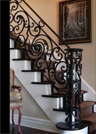 I 3 This Staircase Bannister Its Refreshing Compared To They Typical Wood Or Painted Wood Home Deco Traditional Staircase House Design
