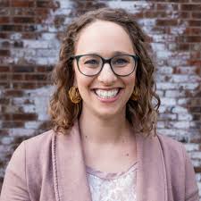 Kelsey Lambright's Instagram, Twitter & Facebook