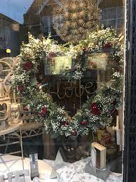Heart Valentines Florist Window Valentines Window Display Christmas Window Display Christmas Shop Window