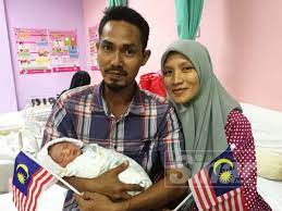 Adakah dia akan berdepan amukan peminat meghan? Bayi Kongsi Tarikh Keramat Dengan Nenek