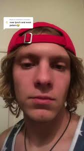 Evan Peters Ross Lynch Ahs