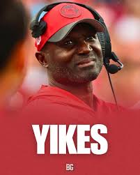 8 HOW MANY BUCS FANS ON HERE LIVE OUTSIDE OF BUCS CITY