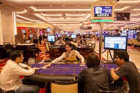 That's not a lot of money, by the way. Why Casinos Love And Fear Baccarat The World S Biggest Gambling Game