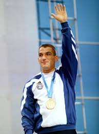 Ήταν 26 νοεμβρίου του 1999 όταν ο πύρρος δήμας έγραψε μία ακόμα χρυσή σελίδα στην λαμπρή. To Megalo Pagkosmio Rekor Toy Pyrroy Dhma Photos Video Onsports Gr