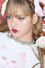 Lisa Clothes and Outfits