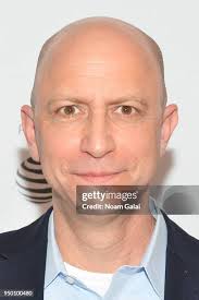 Jennifer Epstein and Michael Epstein attend a screening of "House... News  Photo