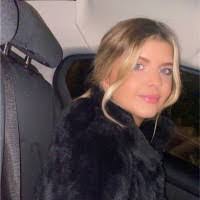 Bethan Lewis's Instagram, Twitter & Facebook