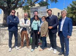 Francesco Italia, candidato sindaco, presenta i primi 5 assessori designati  - OraNews.net, quotidiano online, notizie da Siracusa e provincia, giornale