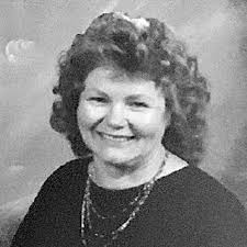 Donna Kampf's Instagram, Twitter & Facebook