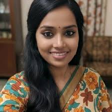 The saree-clad Genius! What image comes to your mind when you think of a  crime investigator? It's highly unlikely to think of a person dressed sari,  white hair parted in the middle,