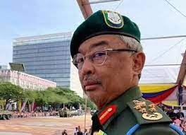 Mempunyai kuasa penuh dalam ekonomi. Pemerintah Tertinggi Angkatan Tentera Malaysia Bicara Mentari Fil Marsyal Angkatan Tentera Malaysia Pembawa Anggota Pemerintah Medan Kembalik Dan Ambulans Medan