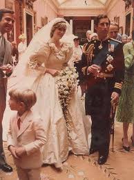 Princess Diana And Prince Charles Prinzessin Diana Hochzeit Prinzessinnen Prinzessin Diana