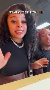 frann not a big fan of pizza 🍕😂 #quexfran #quexfrann #cicipizza