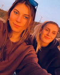 Carly Hendrickson (@carly.hendrickson) • Снимки и видеоклипове в Instagram