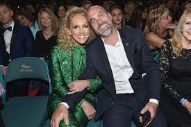 Little big town members married. Kimberly Schlapman And Husband Stephen How Little Big Town Star Found Love After Husband S Death