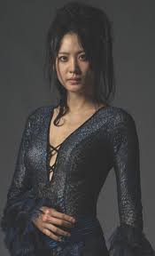 She made her debut in november 2006 when she starred in the television drama queen of the. Pin By Jessica Berenice Ortiz Lopez On Fantastic Beasts And Harry Potter Harry Potter Fantastic Beasts Claudia Kim Fantastic Beasts