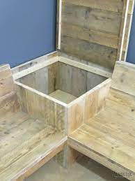 hoekbank van gebruikt steigerhout met opberg tafel landelijk steigerhout tuin hoekbank diy tuinmeubilair hoekbank