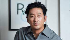 But his altruistic approach puts him at odds with the calculating hospital director park gun (lee kyoung young) and surgery chief han woo jin (ha seok jin). Dpfnd0vtr5sokm