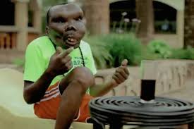 Come si riconduce tutto ciò al discorso della seduzione, possono anche gli uomini brutti. Godfrey Baguma L Uomo Piu Brutto Del Mondo E Papa Di 8 Figli Magazine Delle Donne